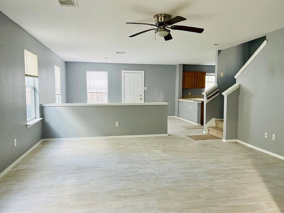 1st image of 2723 Skyview Forest Dr