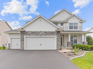 11444 Creekside Ct, Maple Grove, MN 55311