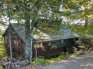 756 Rhododendron Rd, Hillsville, VA 24343