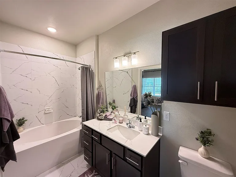 2102 Antoine Dr #A22306 — Photo 7