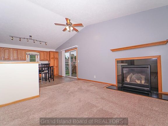 5th image of 4036 Regal Dr