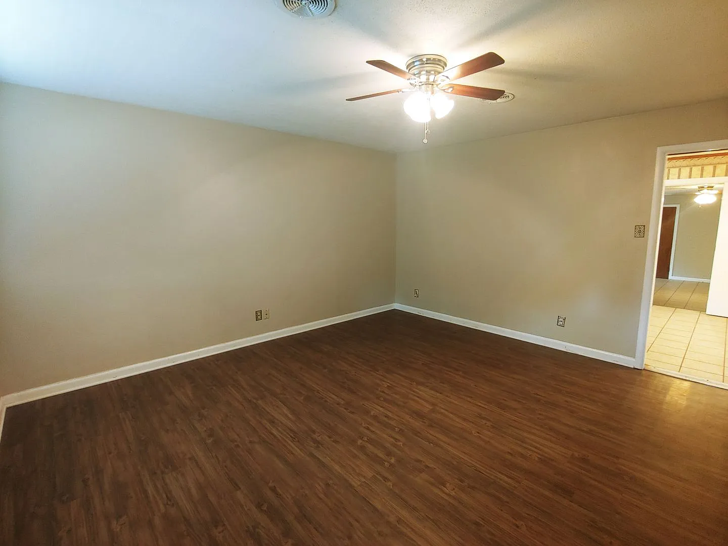 Welcome home to 10005 Raymond - West Little Rock, For Rent, ** Move in Special - Zero Deposit Opt... — Photo 2