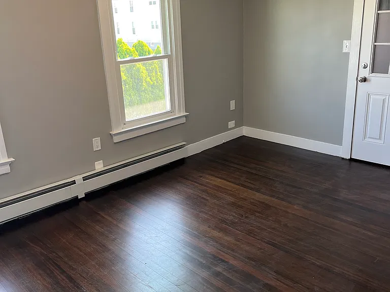 15 Goodyear Ave #2 — Photo 6