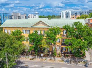 325 NW 14th St APT 205, Gainesville, FL 32603