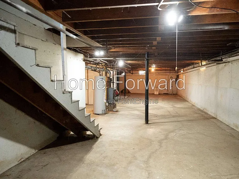 517 N 3rd St — Photo 51