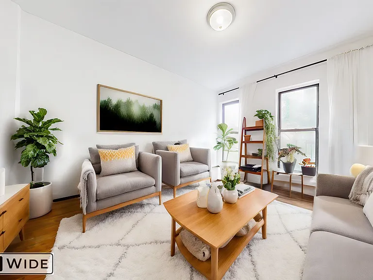 86 E 4th St #15 — Photo 1
