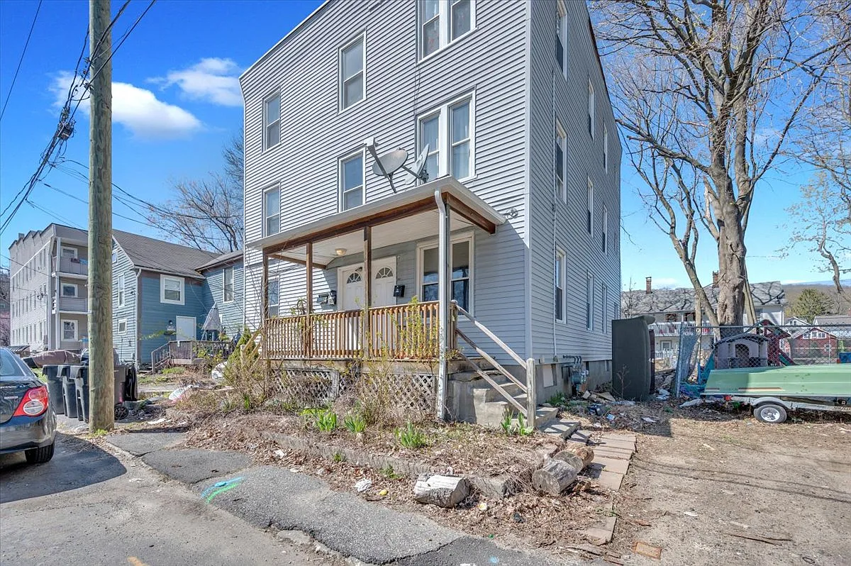 15-19 Thibault Ave - 15 — Photo 1