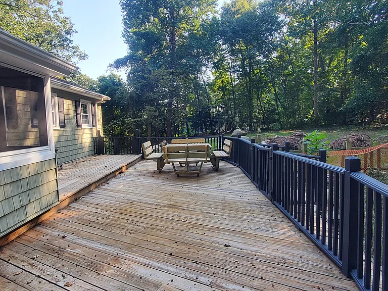 42 Lynn Rd — Photo 30
