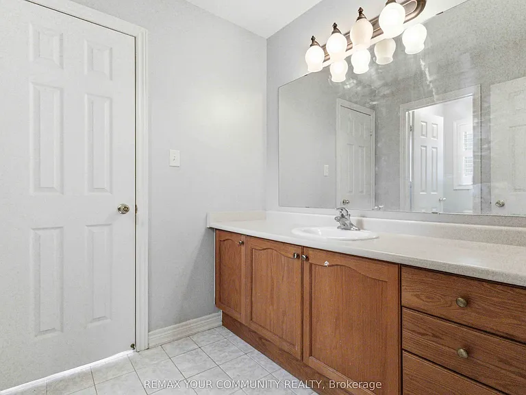 108 W Cabin Trail Cres — Photo 24