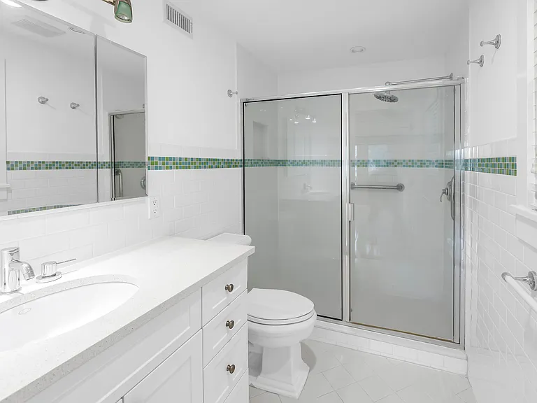 2605 Pass A Grille Way — Photo 15