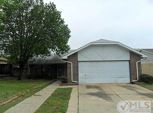 7721 Portman Ave, Fort Worth, TX 76112