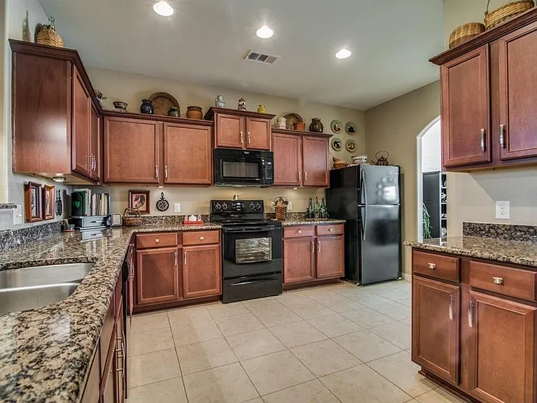 1805 Sweet Gum Dr — Photo 13