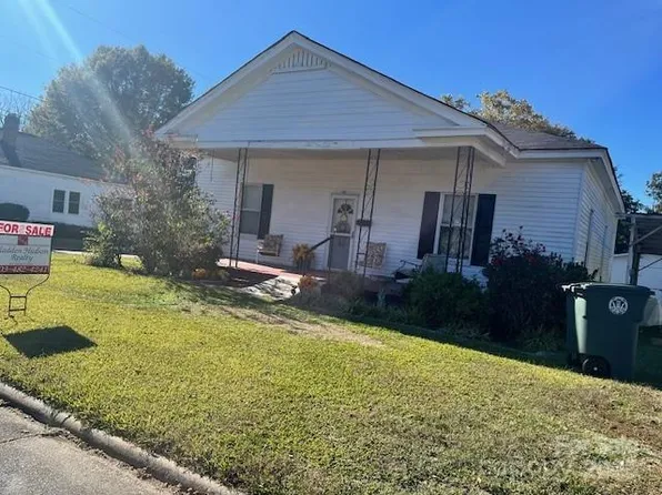 46 Oak St, Great Falls, SC 29055