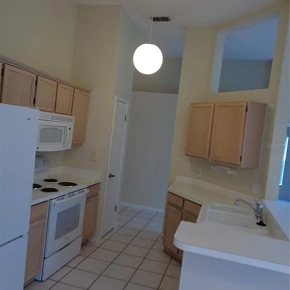2125 River Park Blvd — Photo 4