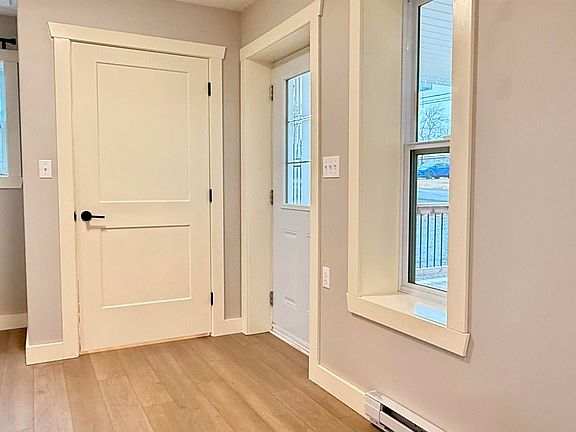 5th image of Cedar St #107