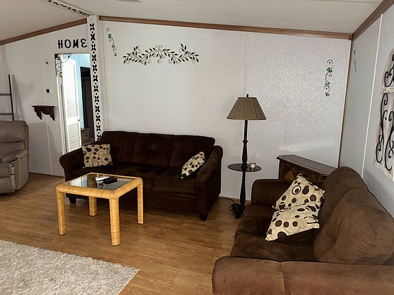 4th image of 2602 Ashburn Pl #754