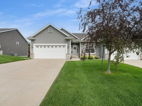 2607 Feather Run Trl, Cedar Falls, IA 50613