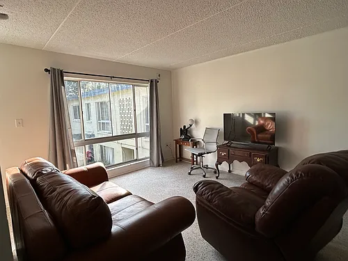1307 NW 6th St #14 Photo 1
