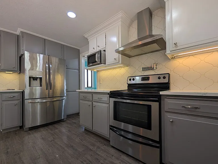 3570 Hickory Ave — Photo 6