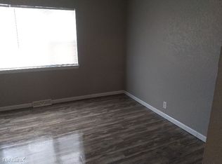 318 Siebenman St APT A, Bourbon, MO 65441