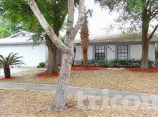 925 Sandywood Dr, Brandon, FL 33510
