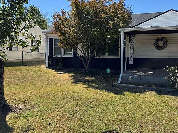 2nd image of 2505 Mickey Rd