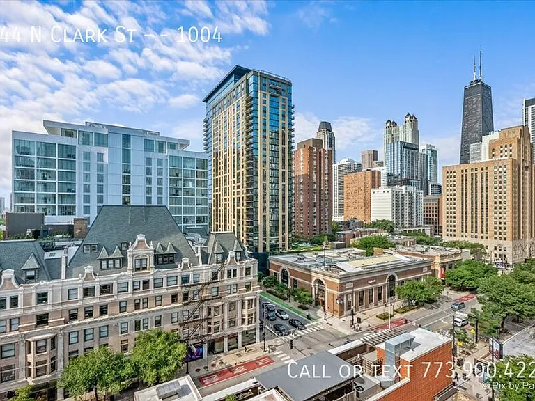 744 N Clark St #1004 — Photo 25