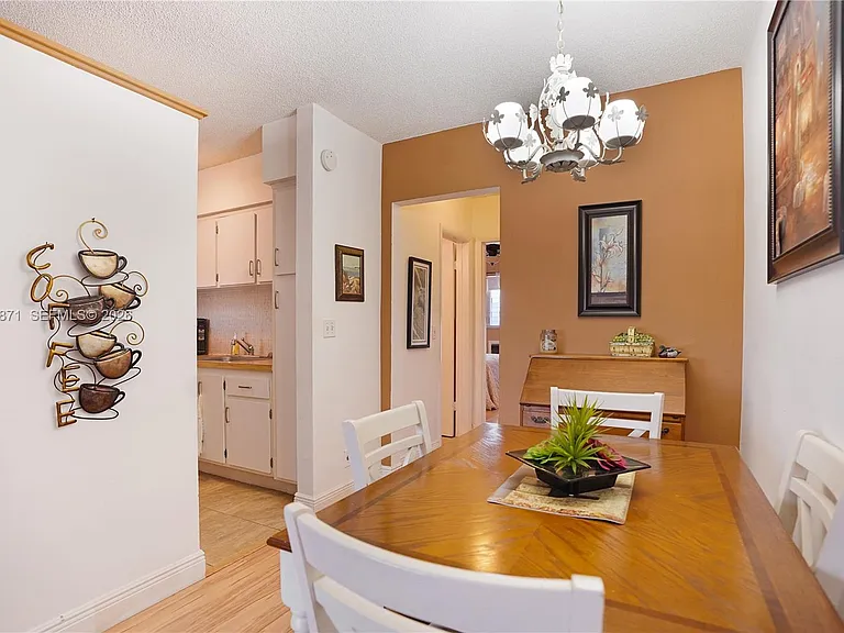 820 SW 11th Ave #18B — Photo 9