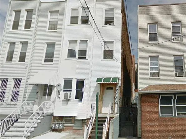 662 Eagle Ave, Bronx, NY 10455