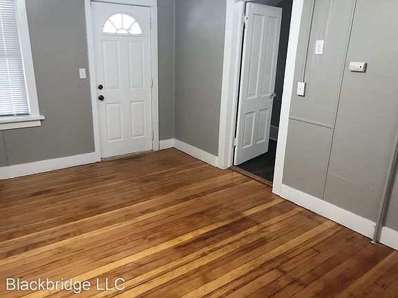 5th image of 346 Maria Ave APT 2