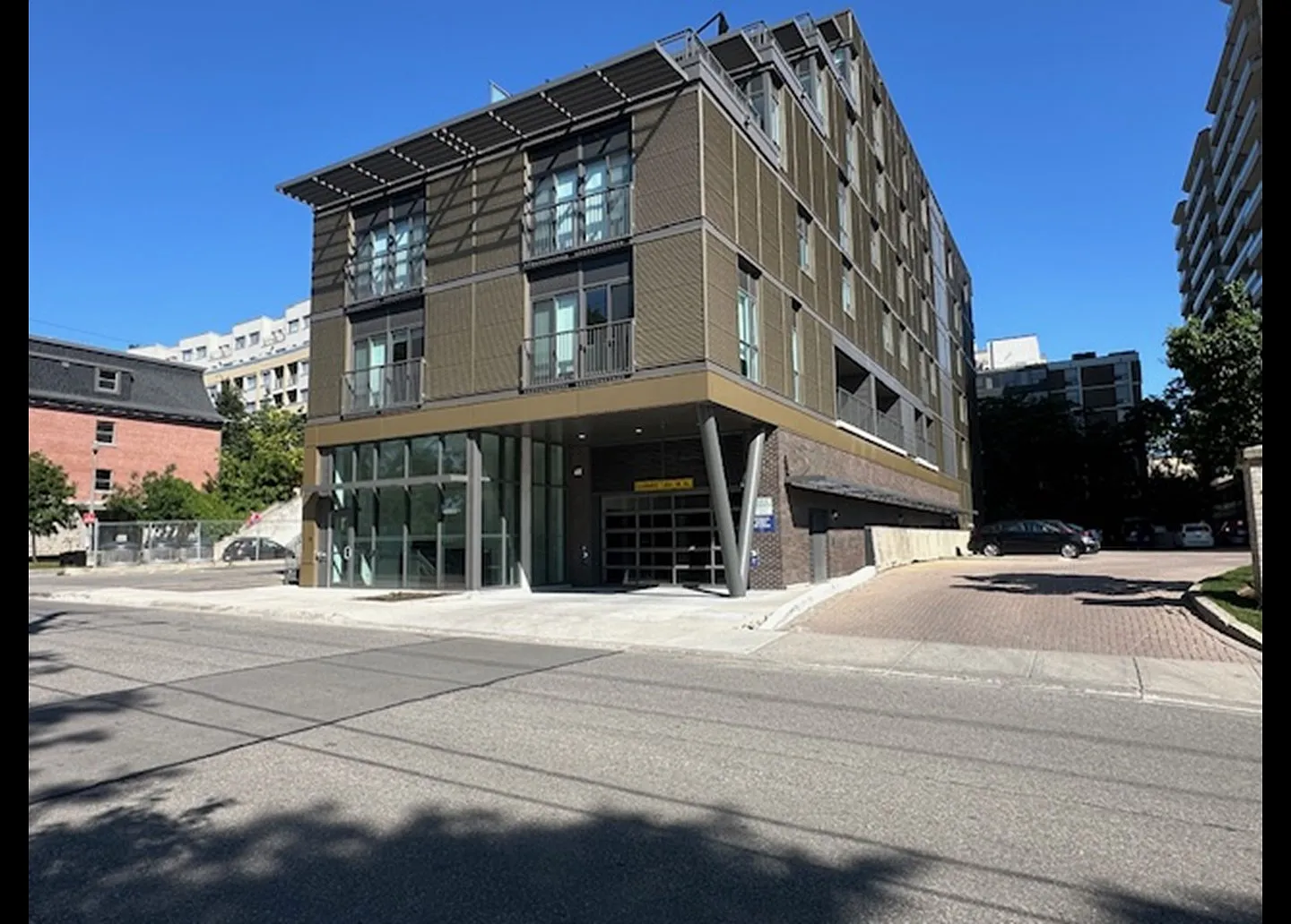 51 David Street Kitchener — Photo 1