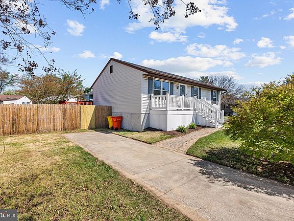 3rd image of 216 Allwood Dr