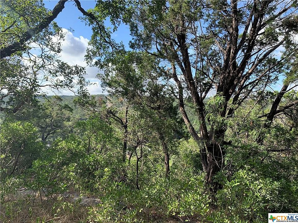 1st image of 3090 Summit Dr