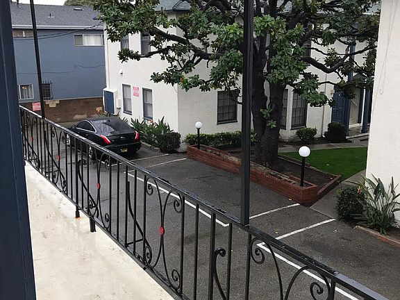 2nd image of 1949 20th St APT F