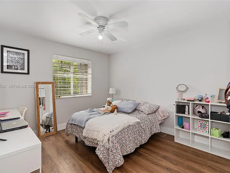 1095 Chenille Cir — Photo 23