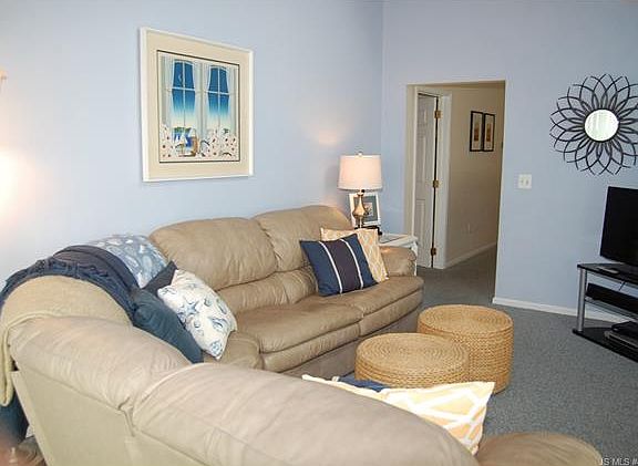 4th image of 200 E South     34th St