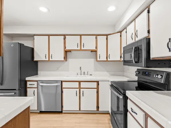 3687 S Gekeler Ln APT 77, Boise, ID 83706