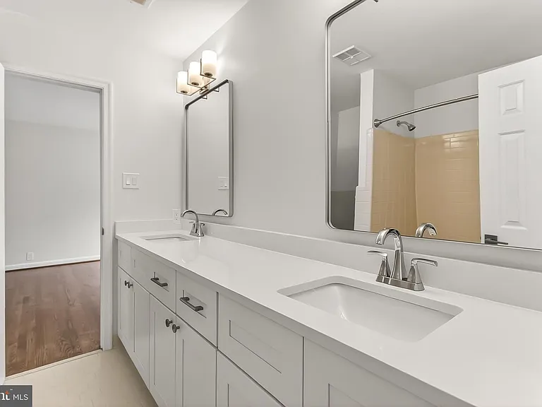 6294 Dunaway Ct — Photo 41