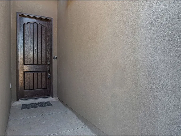 13562 Doncaster St — Photo 5
