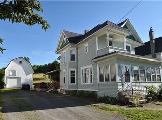 4140 Prospect St, Williamson, NY 14589