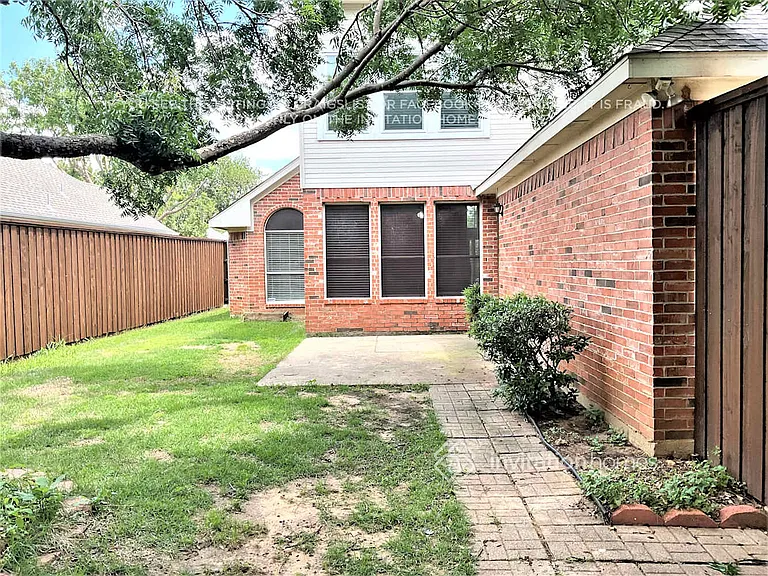 1204 Taylor Ln — Photo 16