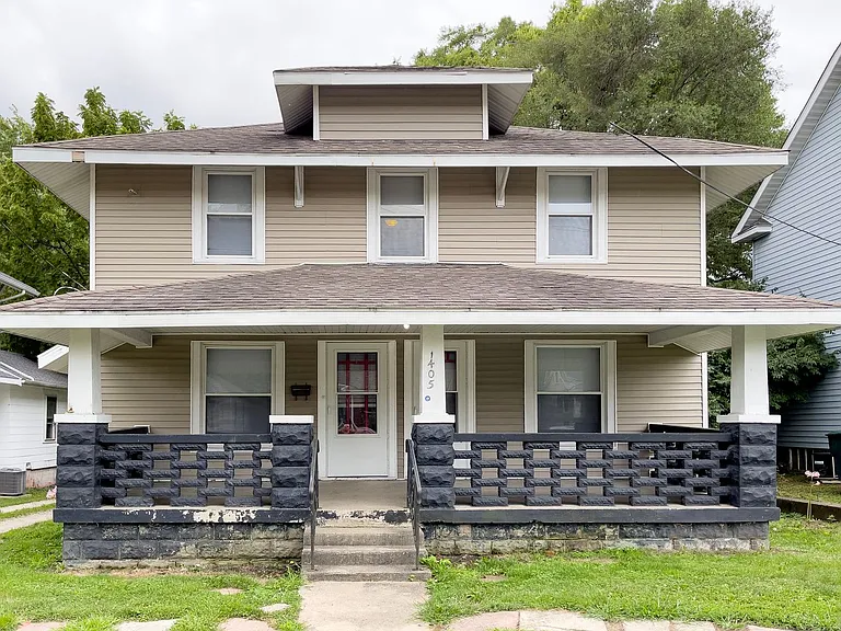 1405 W Jackson St — Photo 3