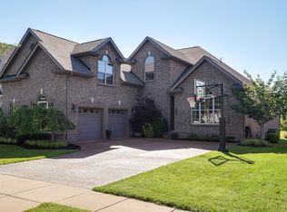 3252 Locust Holw, Nolensville, TN 37135