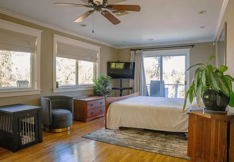 3675 Eagle St — Photo 18