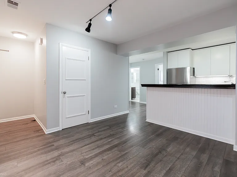 455 W Grant Pl #3 — Photo 3