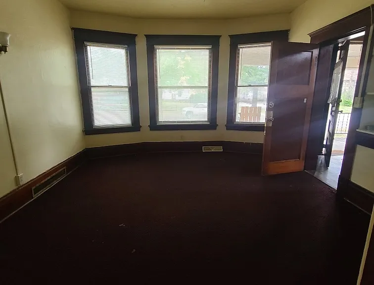 326 Western Ave #2 — Photo 2
