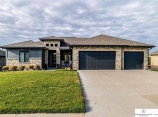 1879 Blue Sage Pkwy, Elkhorn, NE 68022