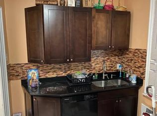 858 Avenue C FLOOR 1, Bayonne, NJ 07002