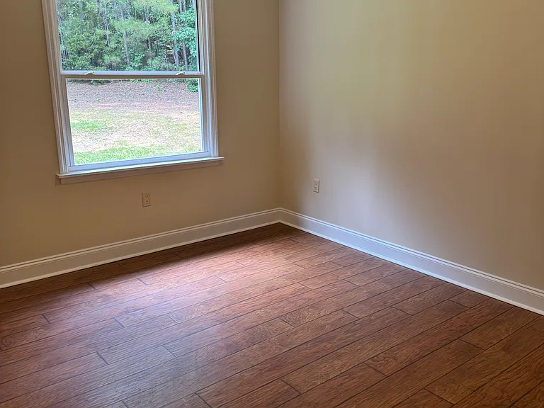 517 Augusta Street Ext — Photo 14