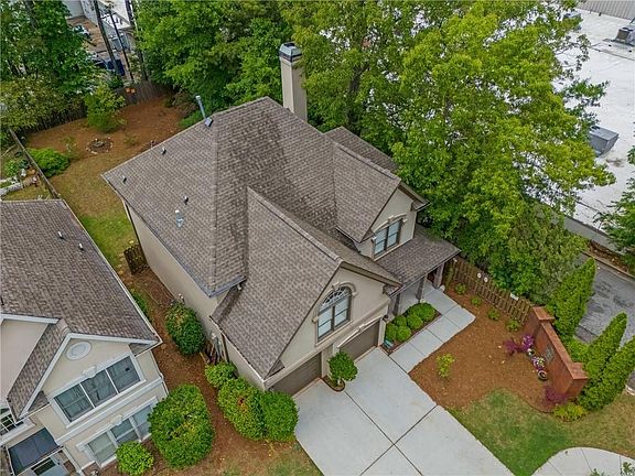 3rd image of 3202 Evelyn St